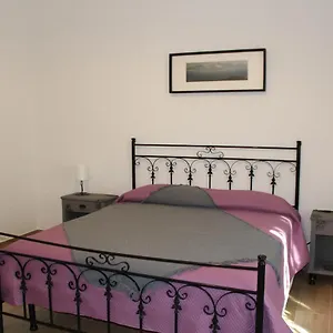 https://coco-lisbeth-bed-and-breakfast.lecce-hotels.com