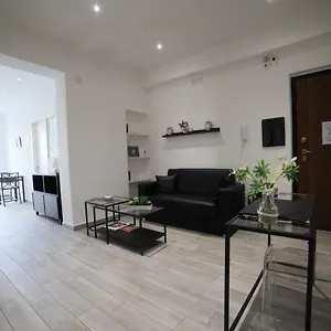 https://cavour37-rooms.sicilyhotelsitaly.net