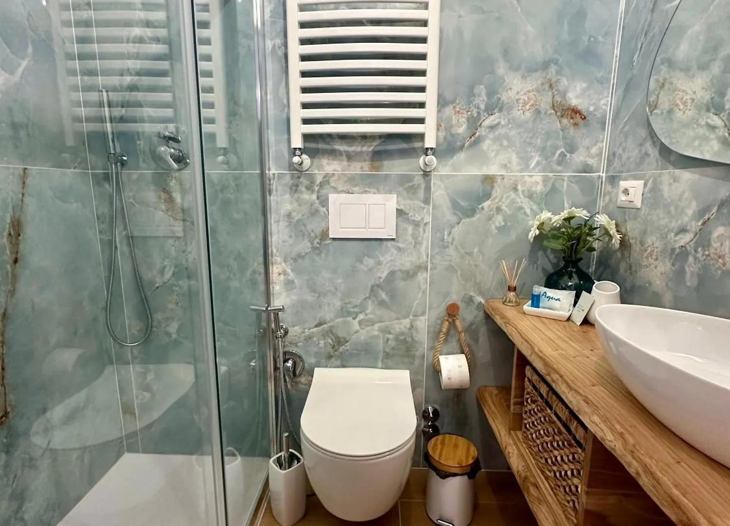 Due Mari Milano Apartment Zona Portello-Fiera Free Wi-Fi Гостевой дом Милан