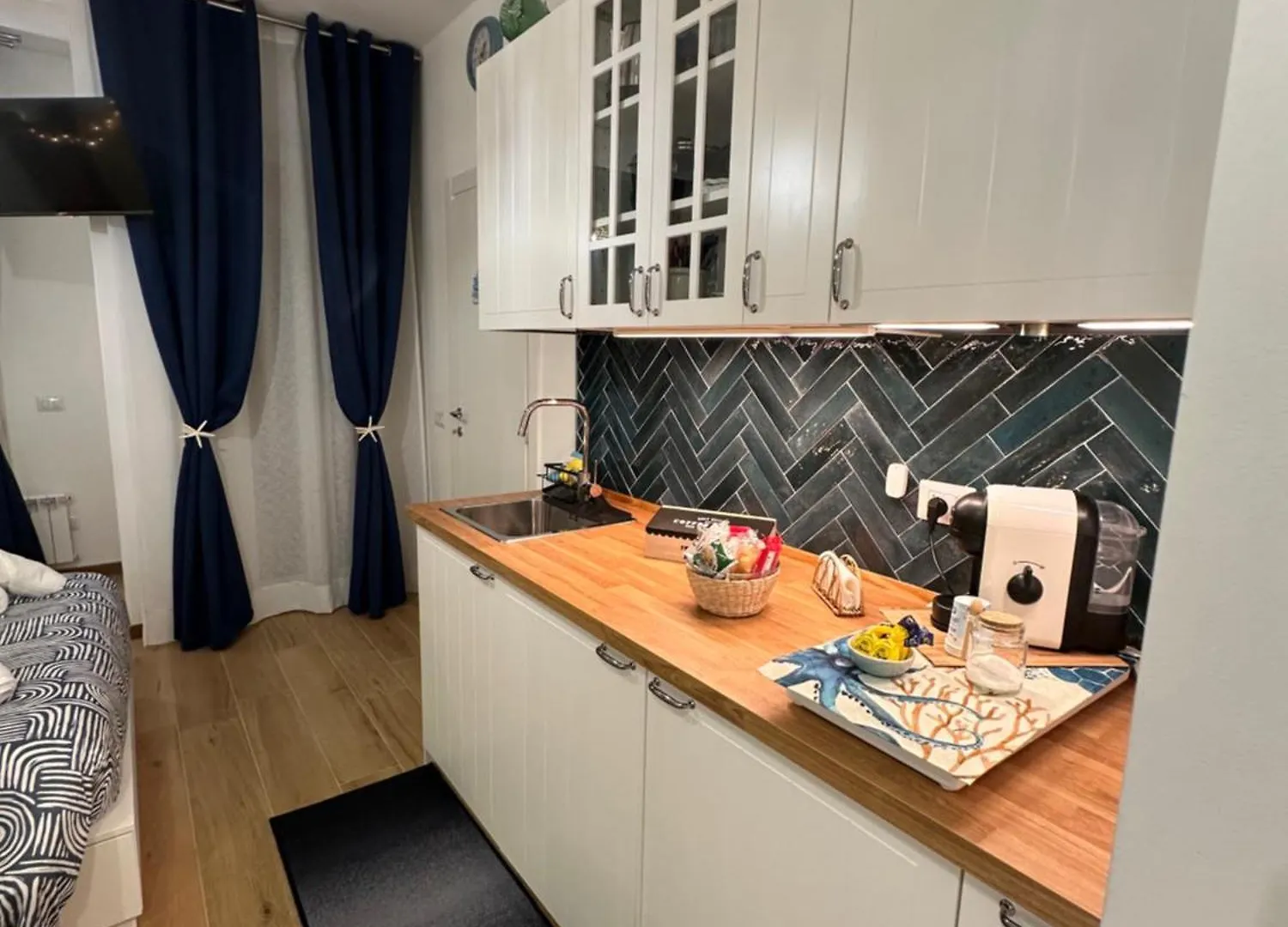 Гостевой дом Due Mari Milano Apartment Zona Portello-Fiera Free Wi-Fi