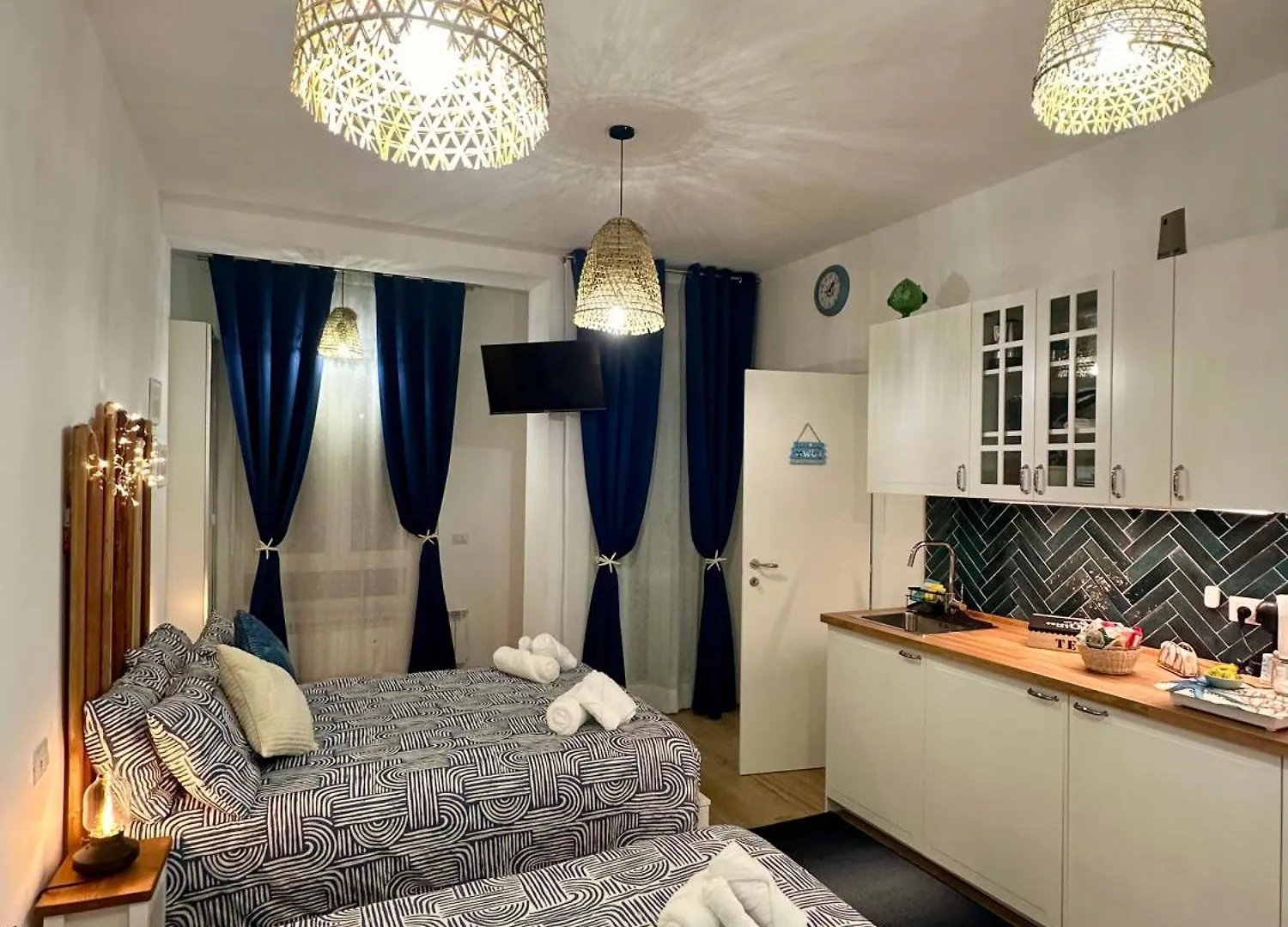 Due Mari Milano Apartment Zona Portello-Fiera Free Wi-Fi Гостевой дом